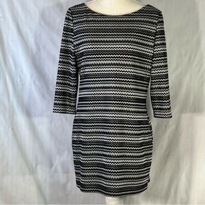 Joseph Ribkoff Dress Knit Black & White Lightweight Sheath Dress 3/4” Sleeve 12👍